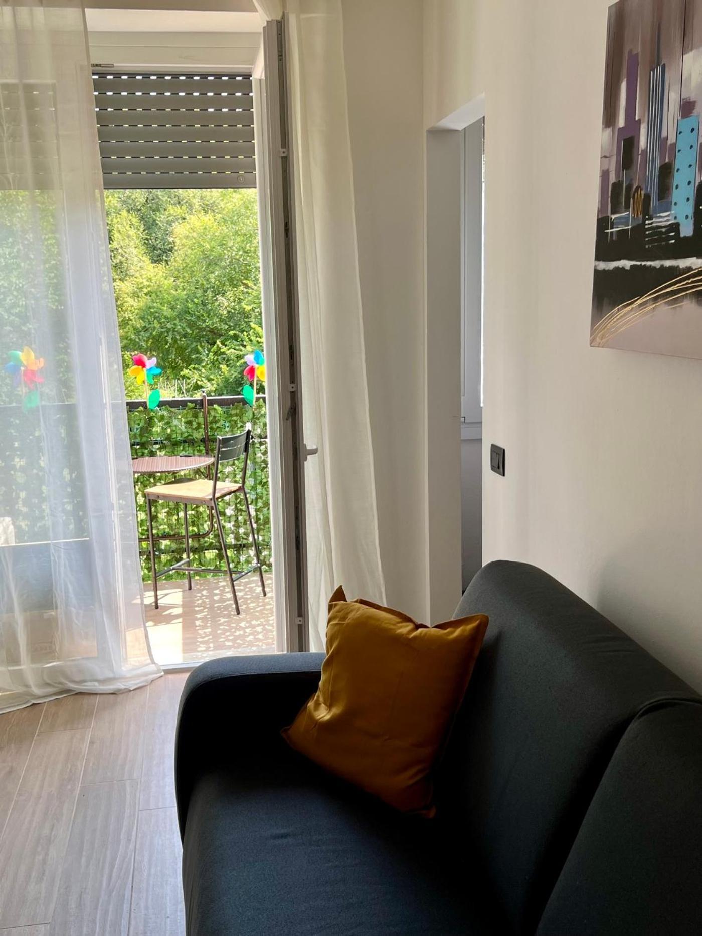 Moderno Ed Elegante Loft Con Balcone Apartment Milano Ngoại thất bức ảnh