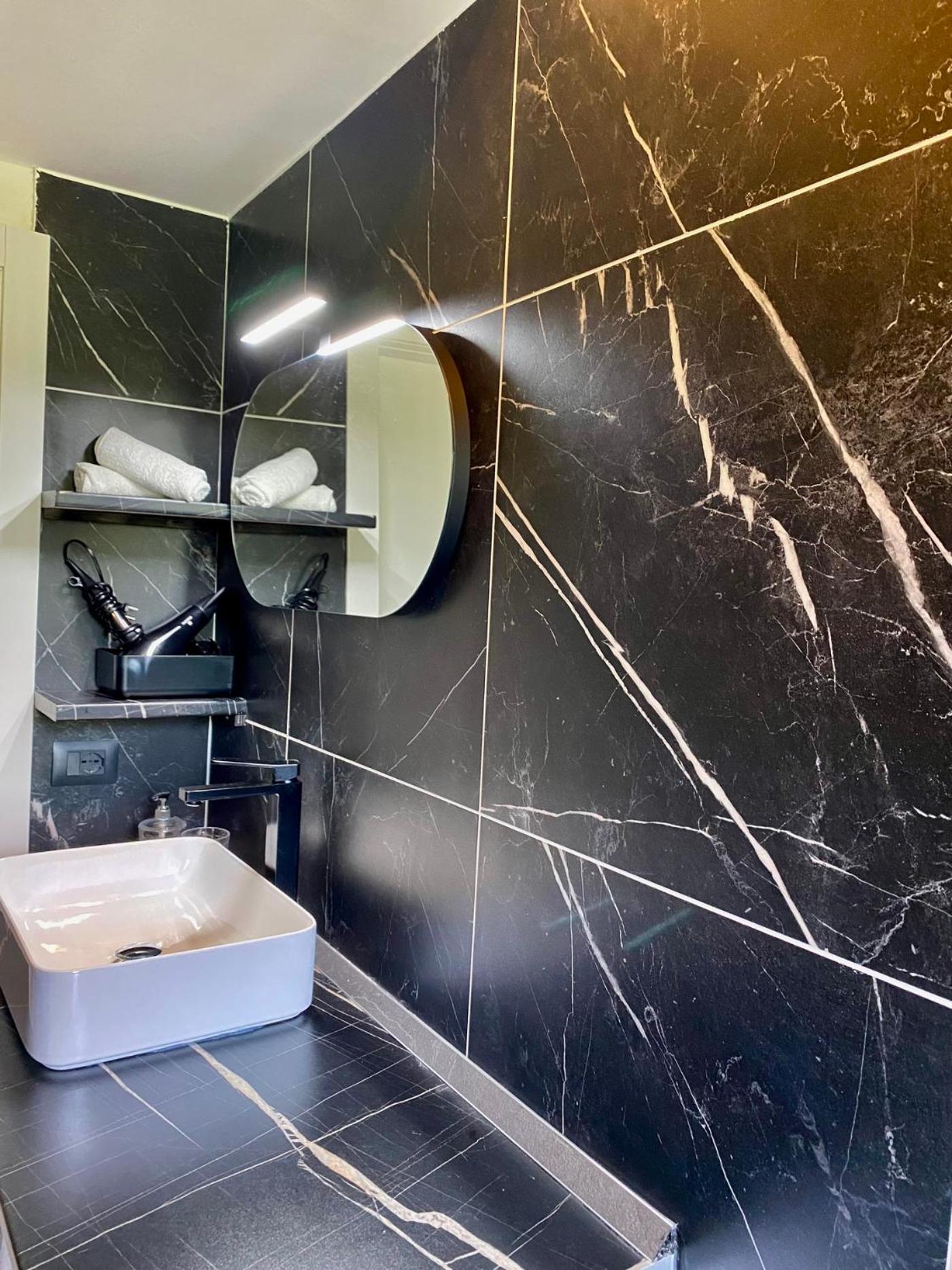 Moderno Ed Elegante Loft Con Balcone Apartment Milano Ngoại thất bức ảnh