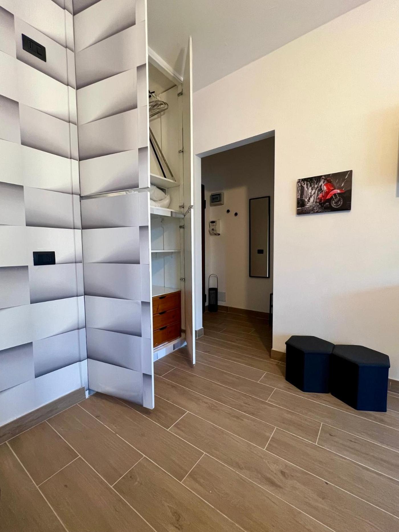 Moderno Ed Elegante Loft Con Balcone Apartment Milano Ngoại thất bức ảnh