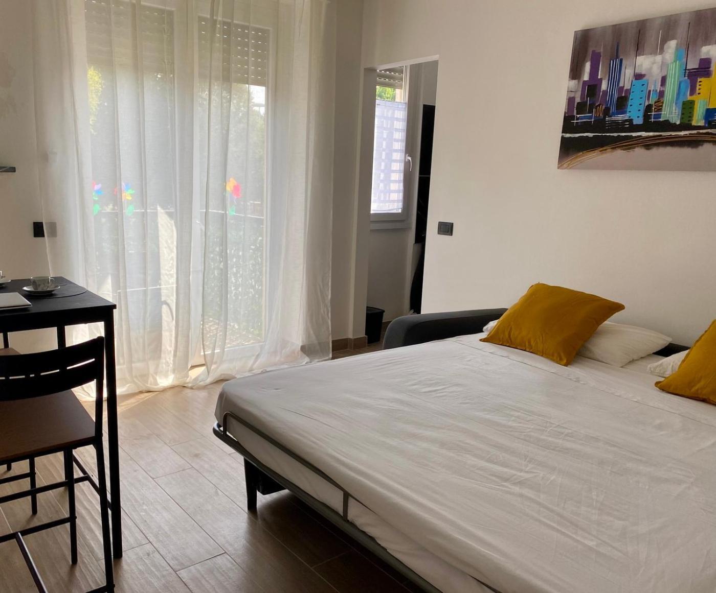 Moderno Ed Elegante Loft Con Balcone Apartment Milano Ngoại thất bức ảnh